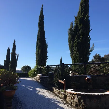 Alloggio per agriturismo Le Grotte *