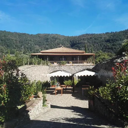 Le Grotte Alloggio per agriturismo *